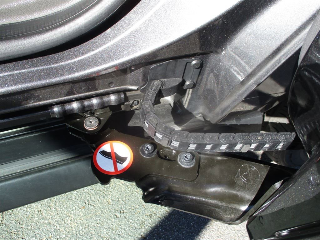 Used 2023 Ford Transit Connect XLT image 6