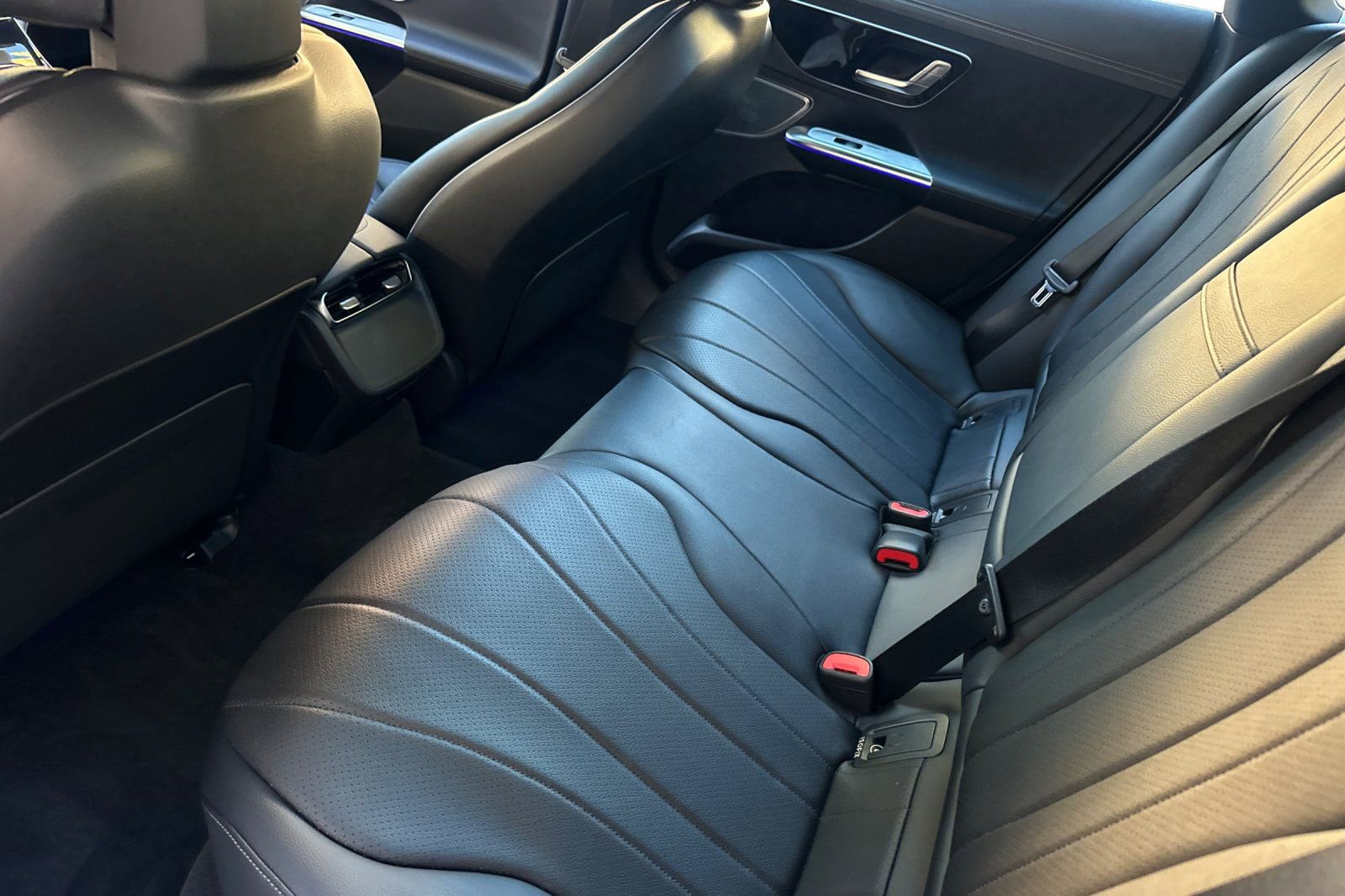 Certified 2023 Mercedes-Benz EQE 350+ 4MATIC Sedan w/ Exclusive Trim Package image 13