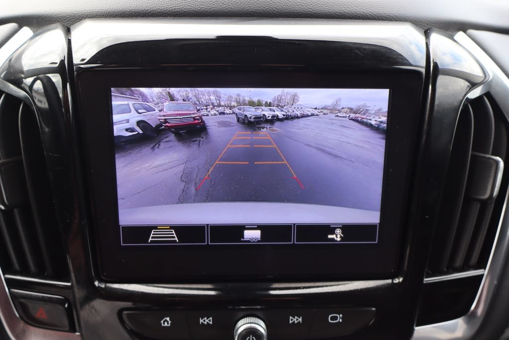 Used 2021 Chevrolet Traverse LT AWD/4WD image 12