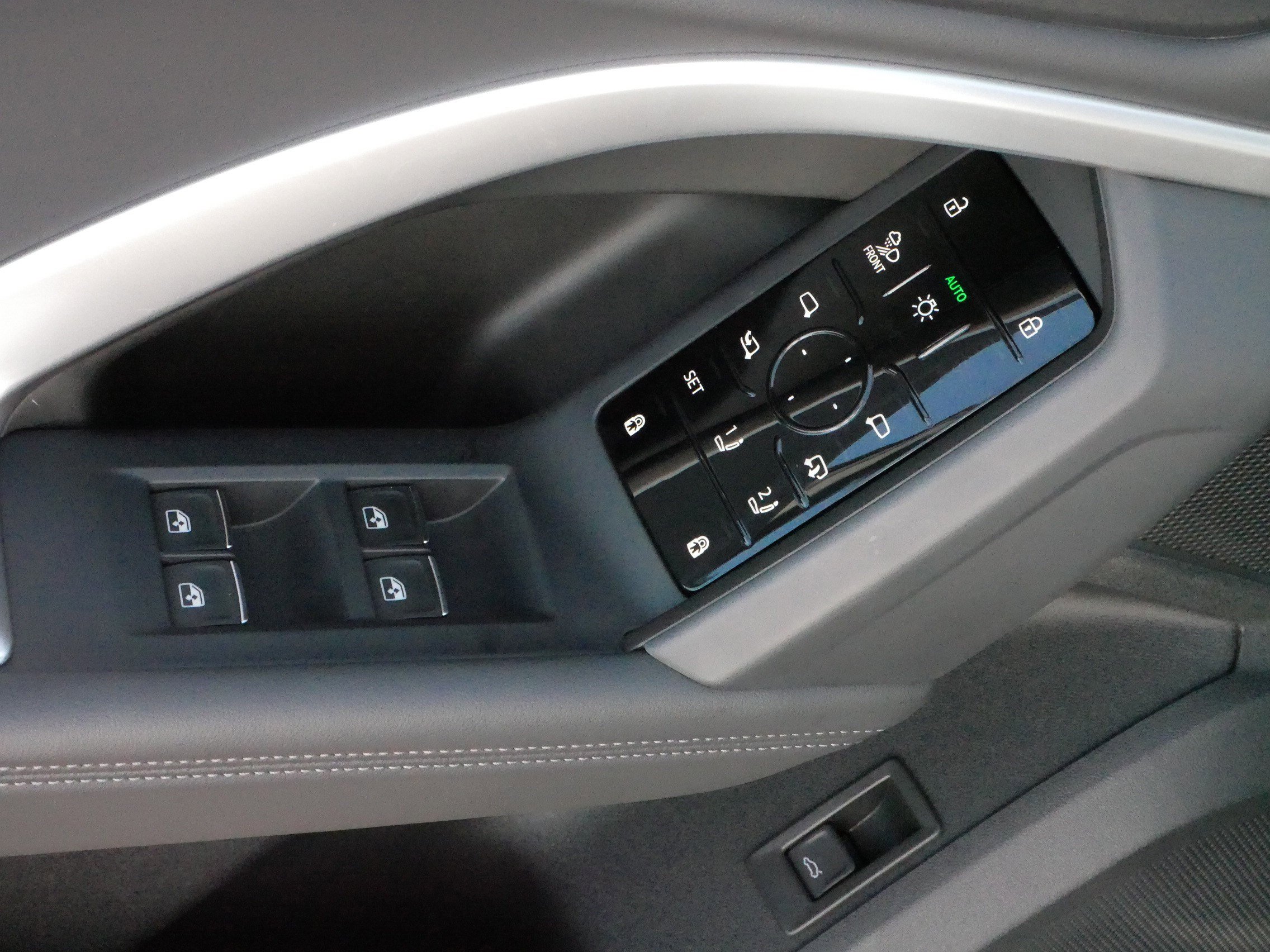 Used 2025 Audi Q5 Prestige image 19