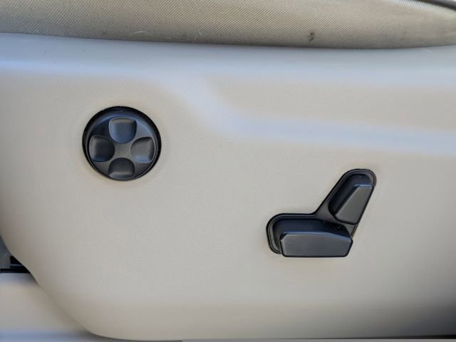 Certified 2020 Jeep Grand Cherokee Overland w/ Trailer Tow Group IV image 22