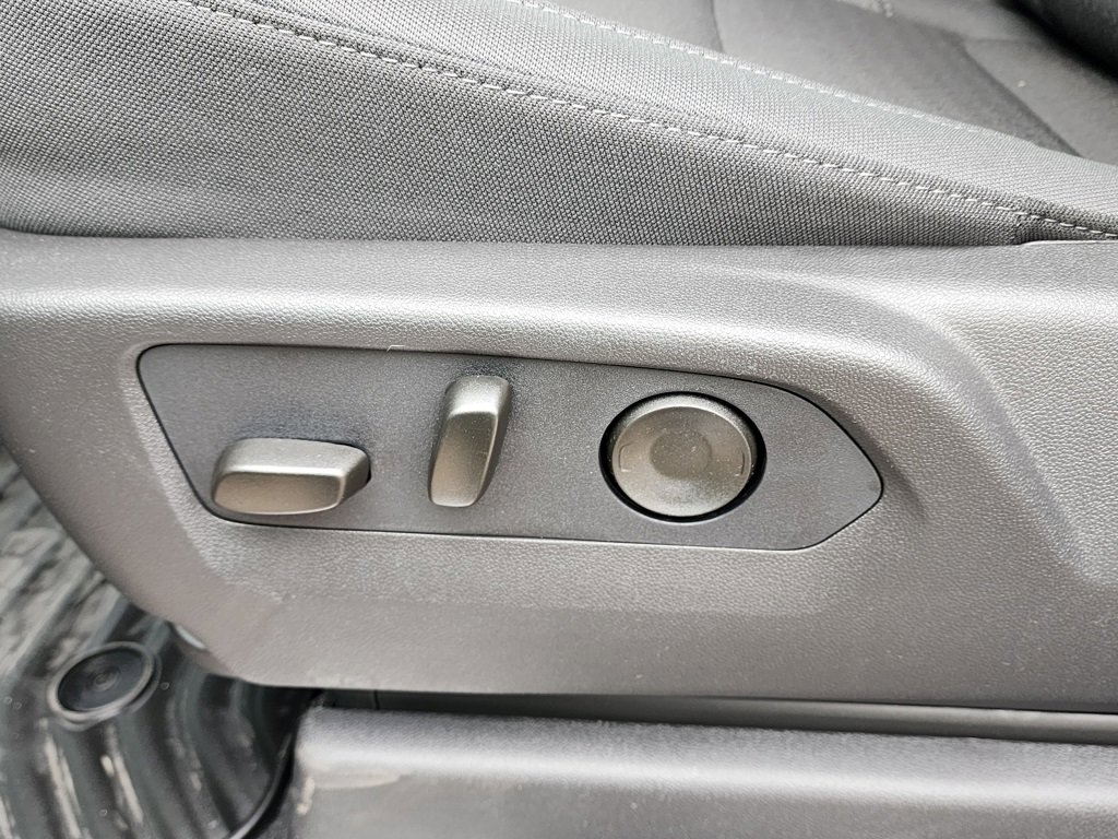 New 2026 GMC Sierra 2500 SLE w/ SLE Value Package; image 19