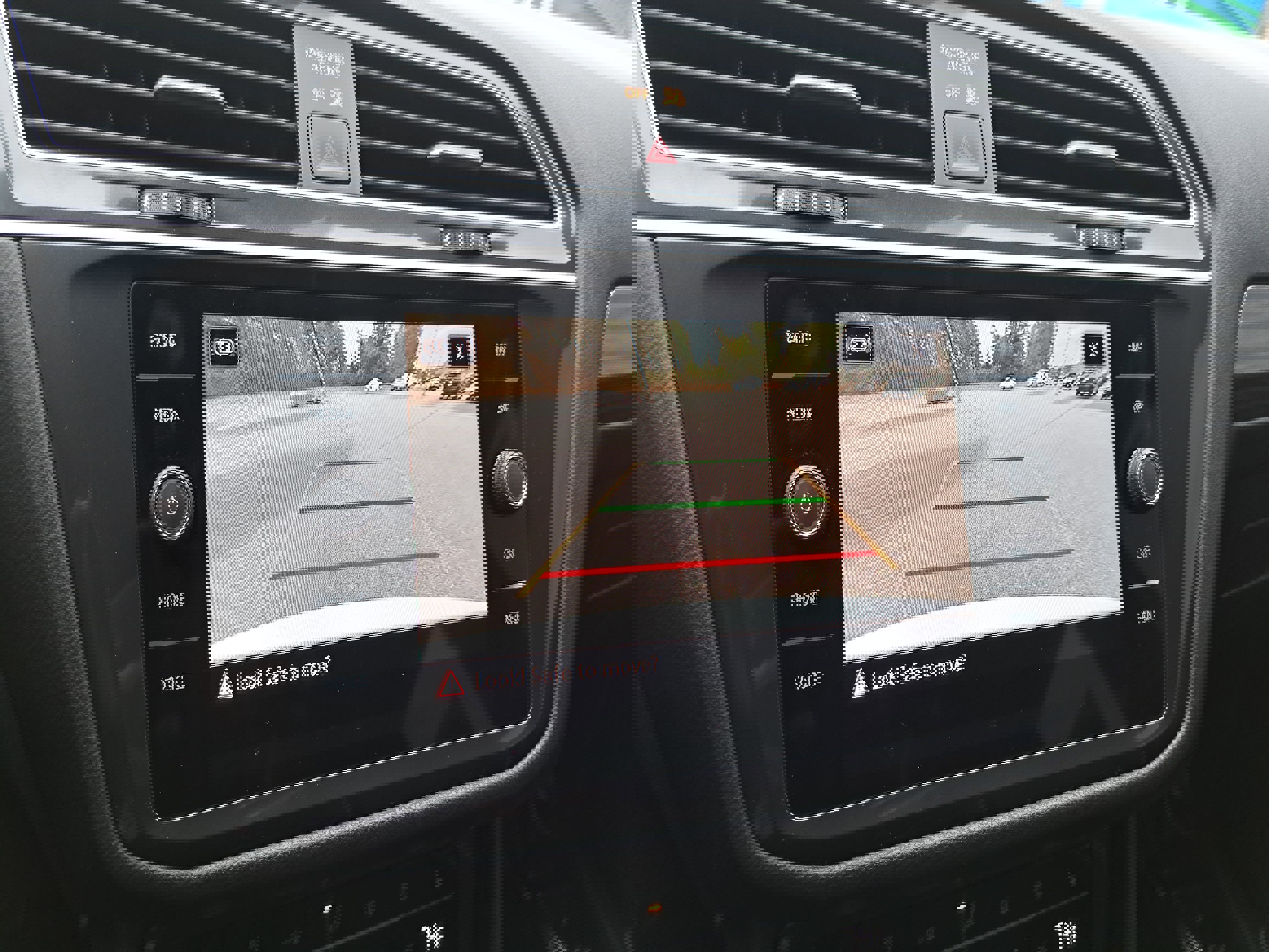 Certified 2024 Volkswagen Tiguan SEL R-Line image 24