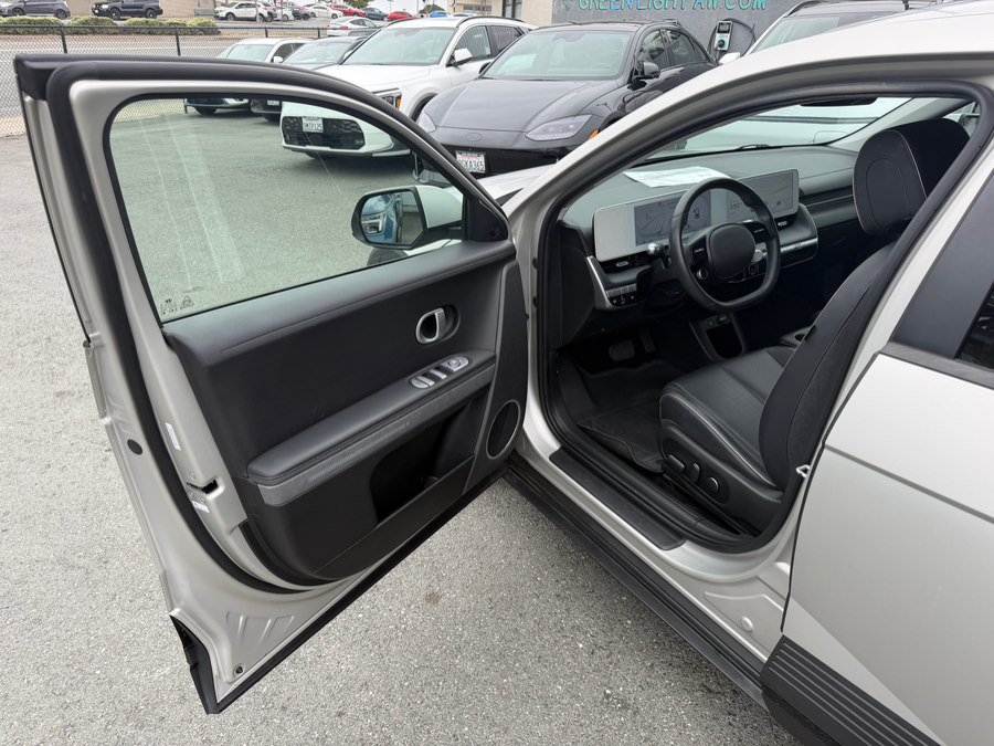 Used 2023 Hyundai Ioniq 5 SEL w/ Cargo Package RWD image 9