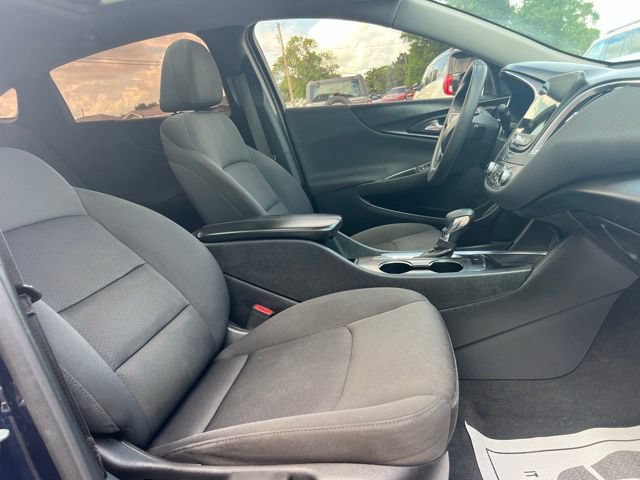 Used 2021 Chevrolet Malibu LT FWD image 26