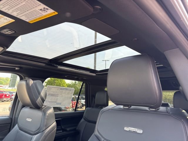New 2026 Ford Expedition Platinum image 36