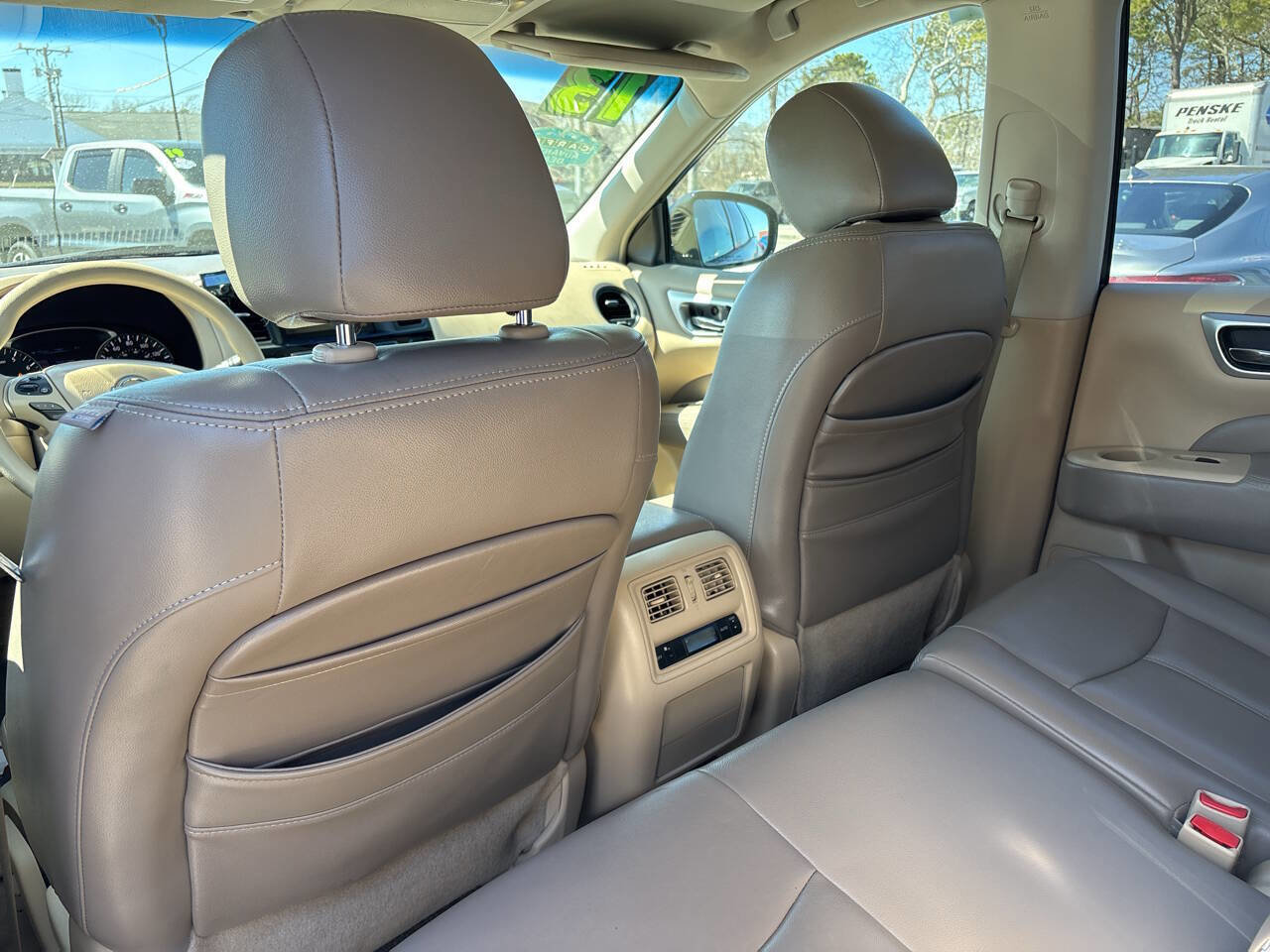 Used 2013 Nissan Pathfinder S AWD/4WD image 24