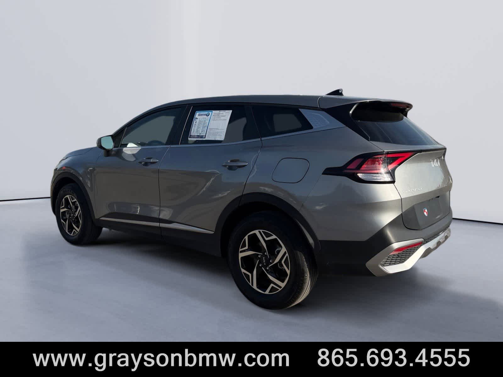 Used 2024 Kia Sportage LX image 5