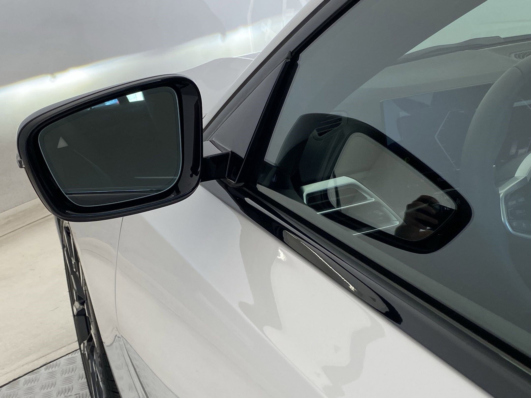 Used 2025 BMW 330i xDrive Sedan w/ M Sport Package image 21