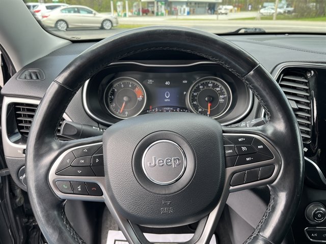 Used 2020 Jeep Cherokee Limited AWD/4WD image 22