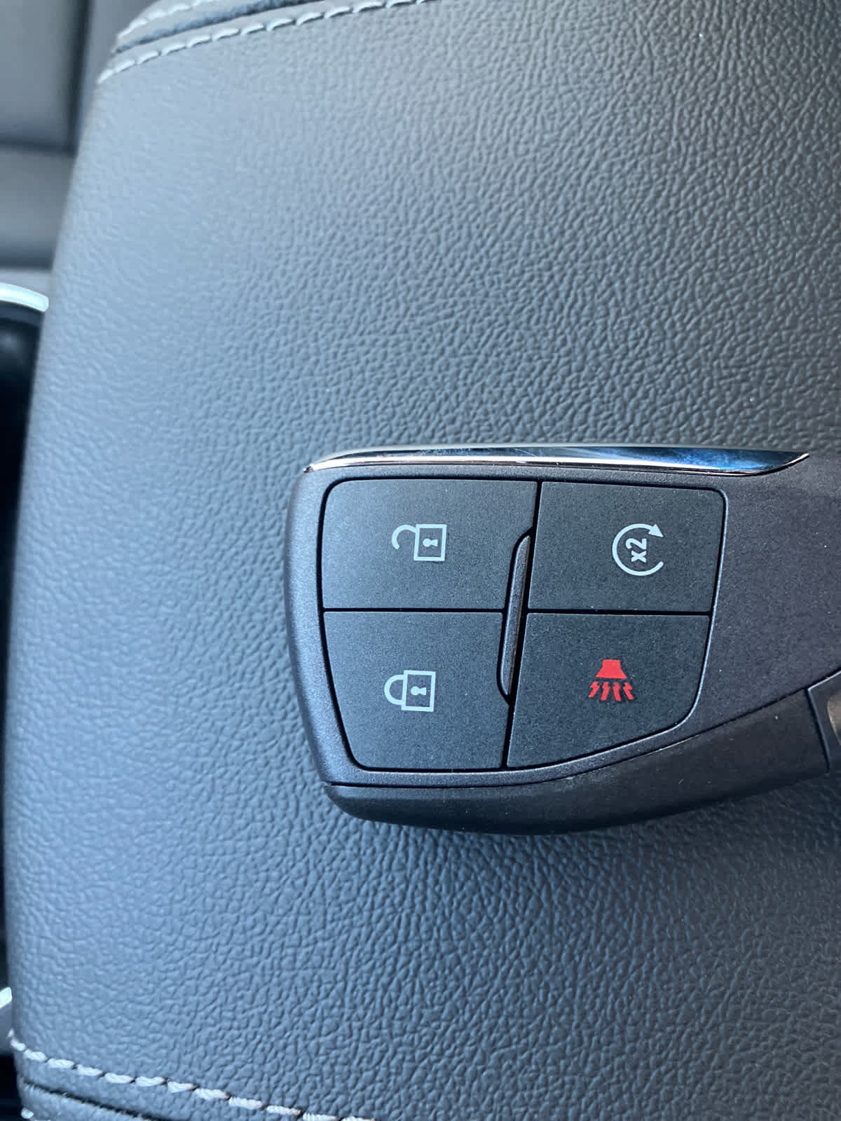 New 2026 GMC Canyon Elevation w/ Convenience Package RWD image 31