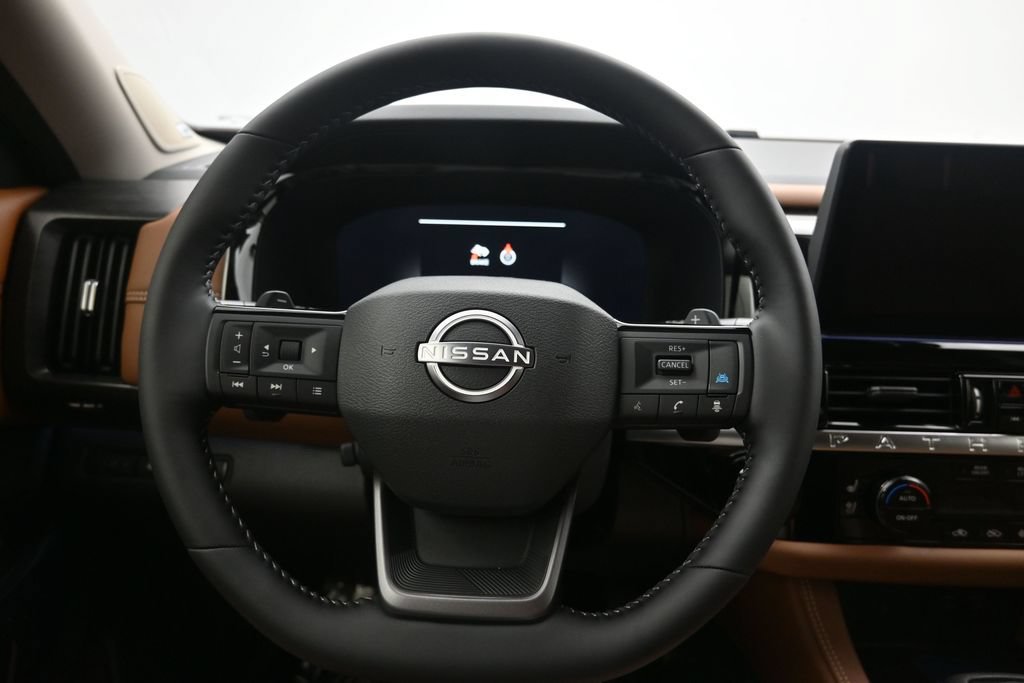 New 2026 Nissan Pathfinder Platinum AWD/4WD image 13