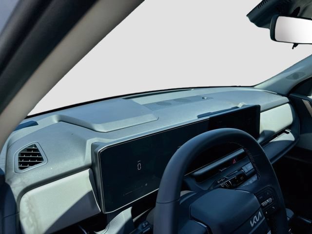 New 2027 Kia Seltos S FWD image 9