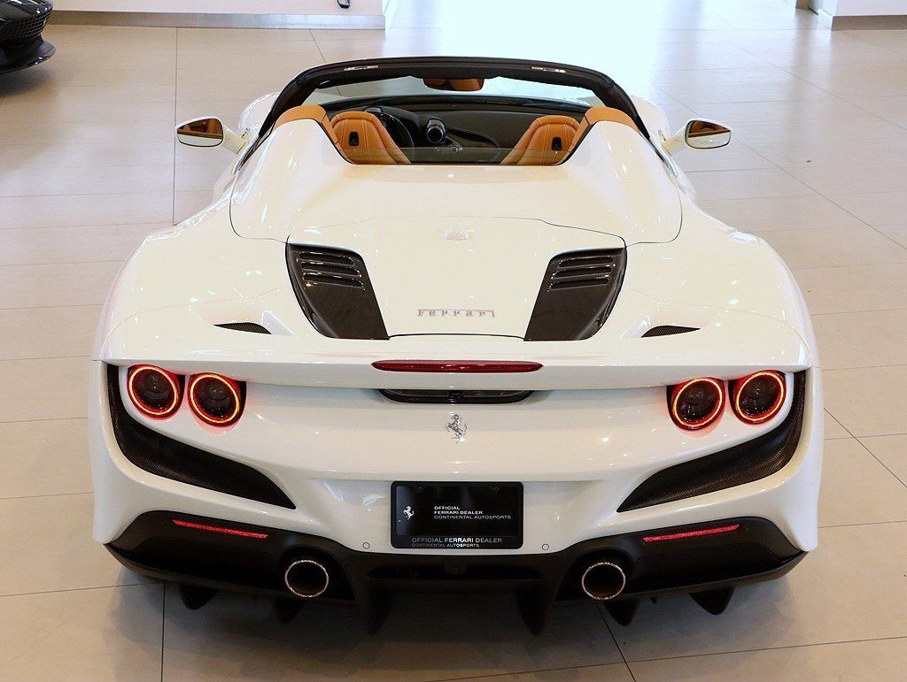 Certified 2022 Ferrari F8 Tributo image 40