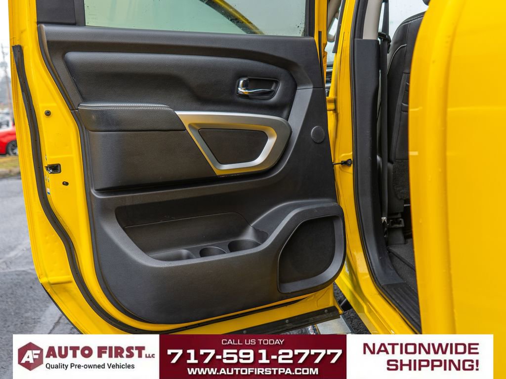 Used 2016 Nissan Titan PRO-4X w/ Pro-4x Convenience Package image 12