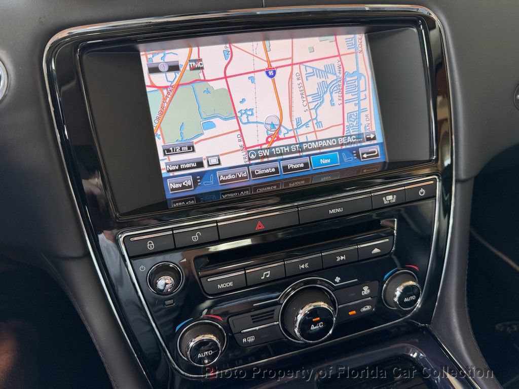Used 2011 Jaguar XJ L RWD image 66