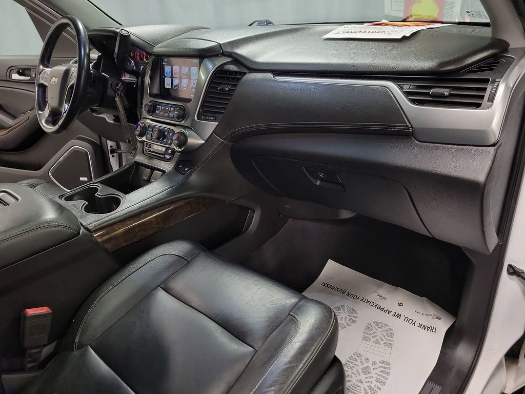 Used 2020 Chevrolet Suburban LT image 27