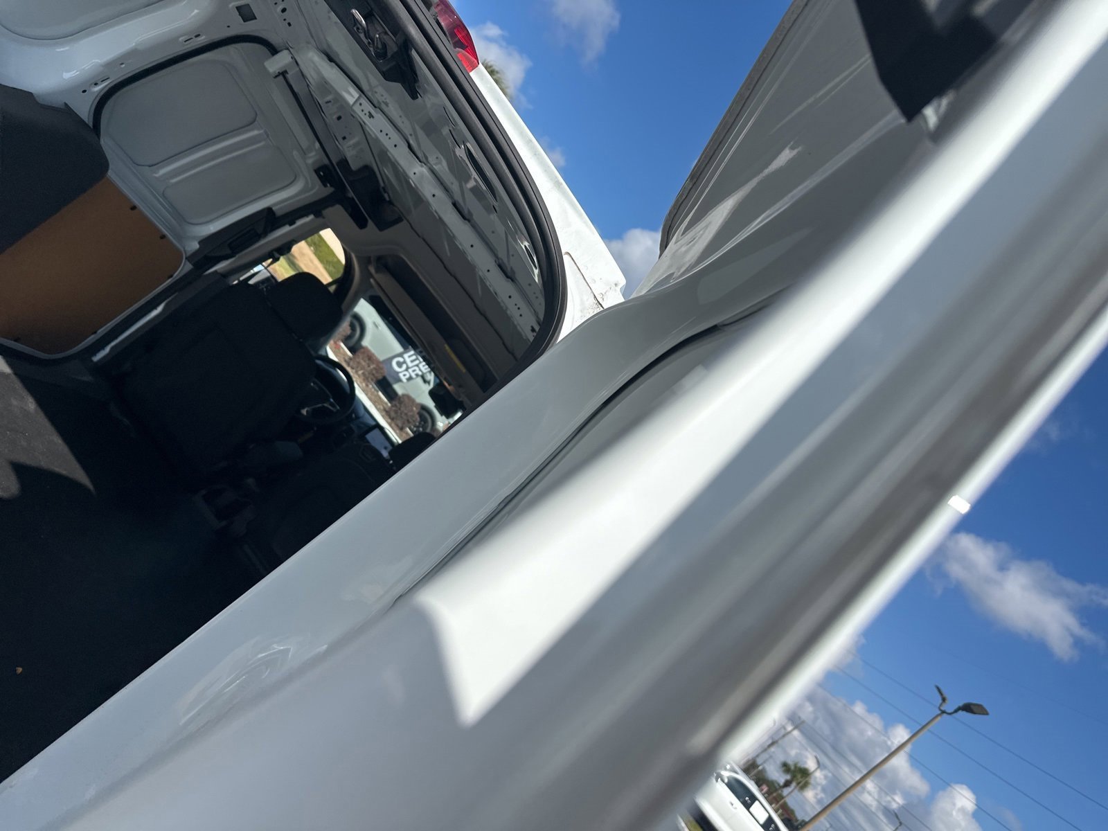 Used 2023 Ford Transit Connect XL image 5