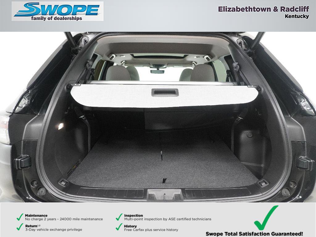 Used 2025 Mitsubishi Outlander AWD image 27
