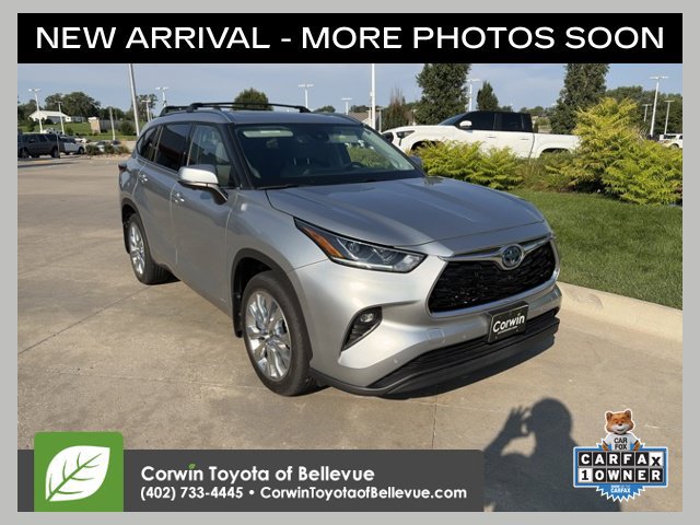 Used 2024 Toyota Highlander Limited