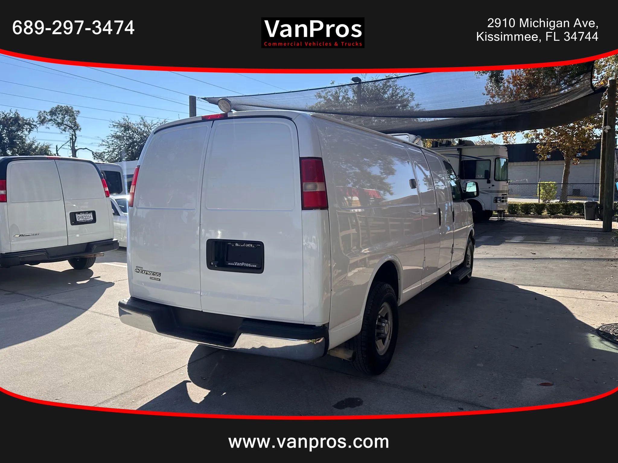 Used 2014 Chevrolet Express 3500 Extended image 5