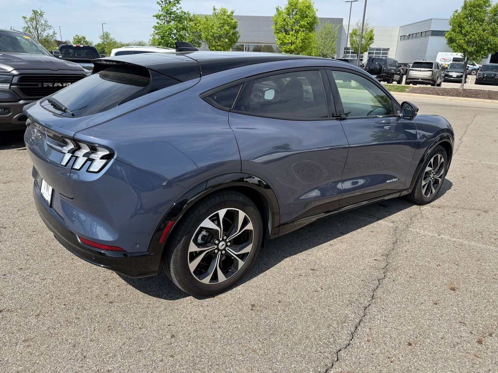 Used 2021 Ford Mustang Mach-E Premium image 5