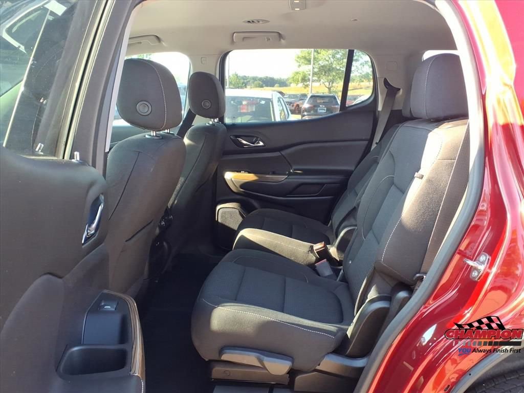Used 2023 GMC Acadia SLE image 14
