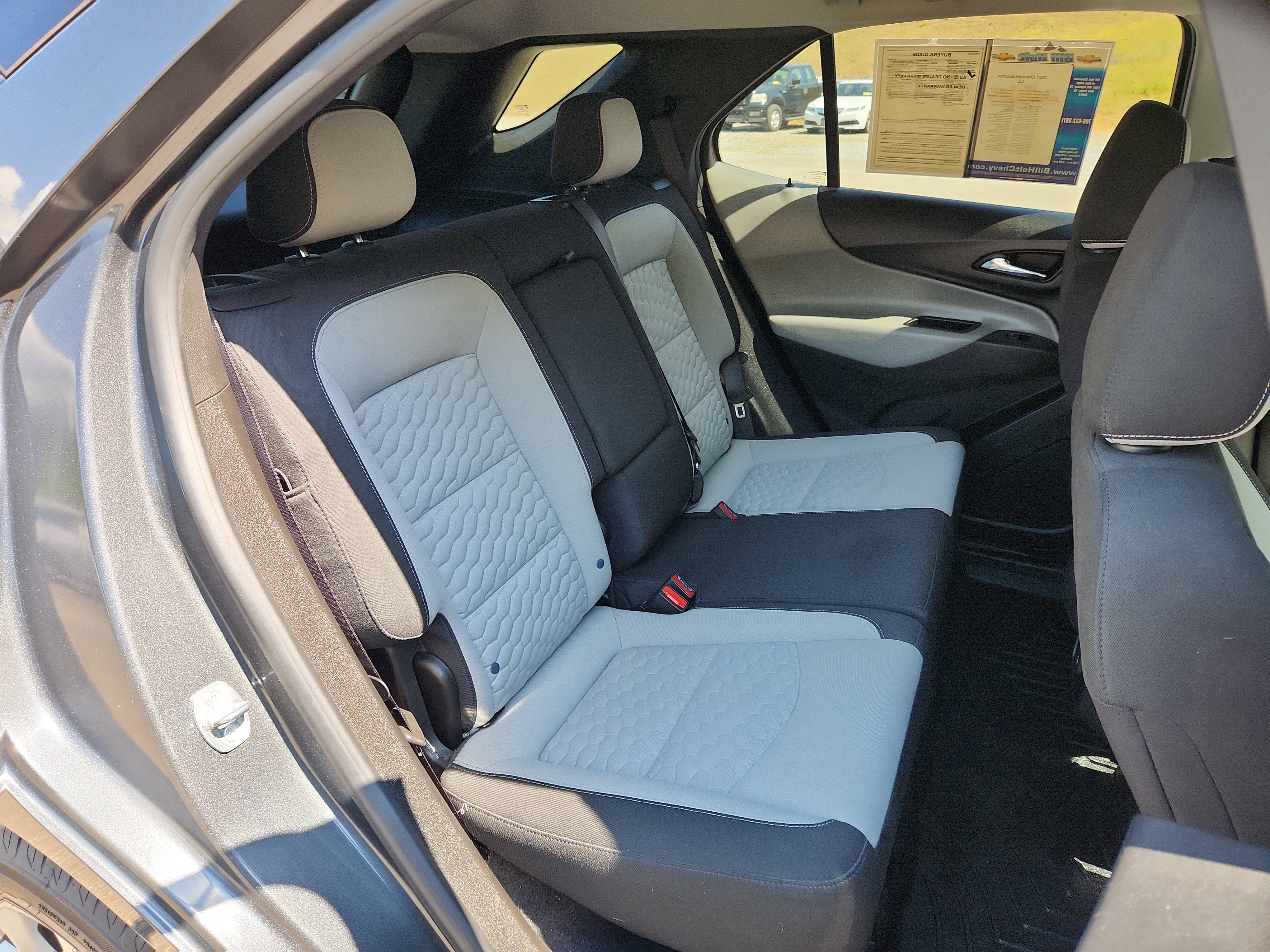 Used 2021 Chevrolet Equinox LS w/ LS Convenience Package FWD image 39