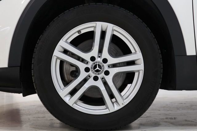 Used 2022 Mercedes-Benz GLB 250 4MATIC image 8