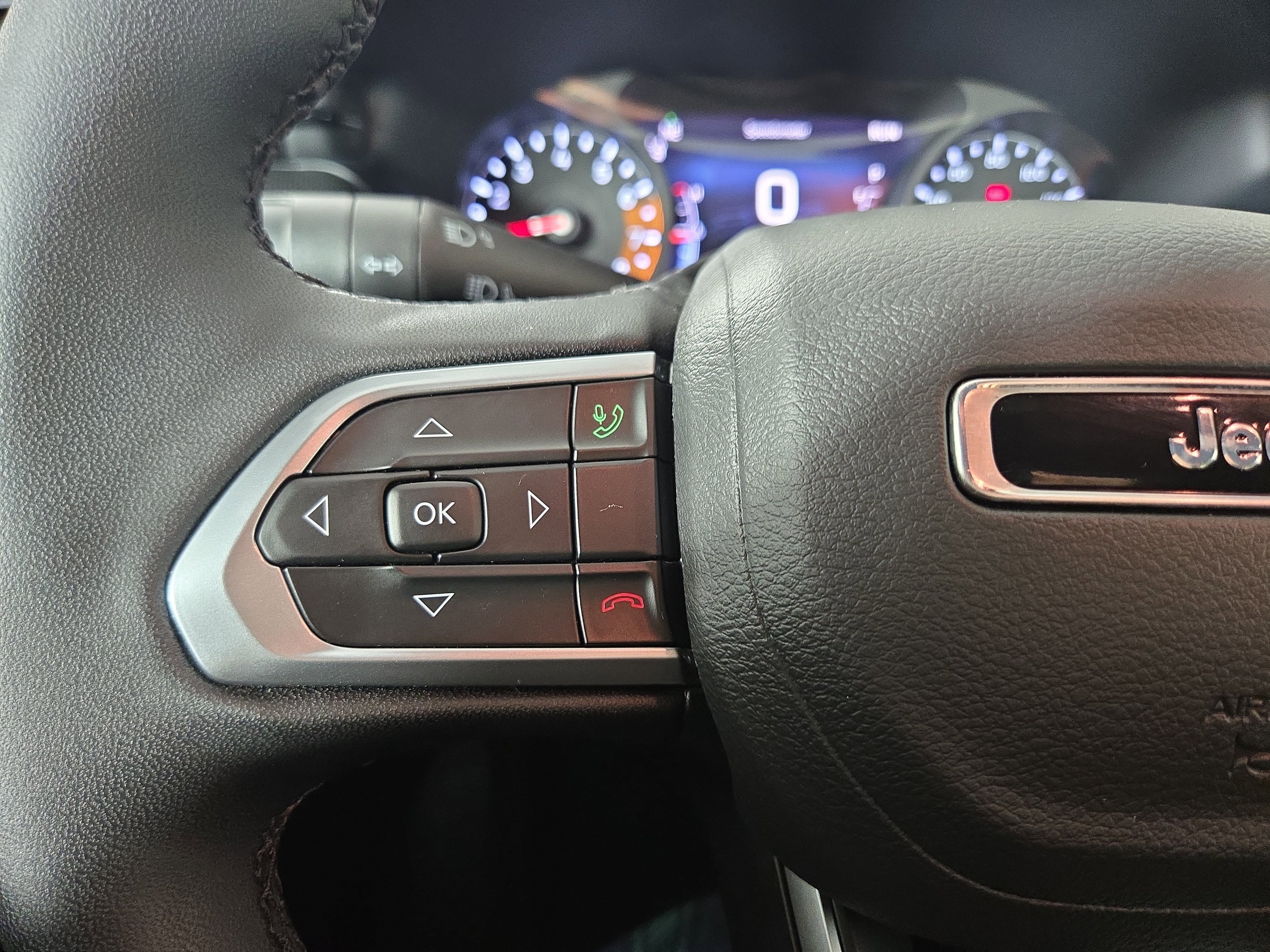 Used 2025 Jeep Compass Latitude w/ Convenience Group image 15