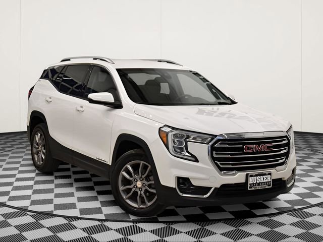 Used 2024 GMC Terrain SLT