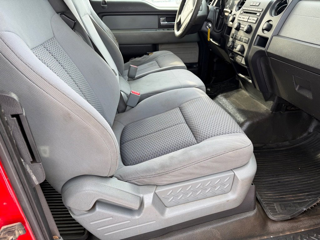 Used 2012 Ford F150 STX w/ STX Decor Pkg image 11