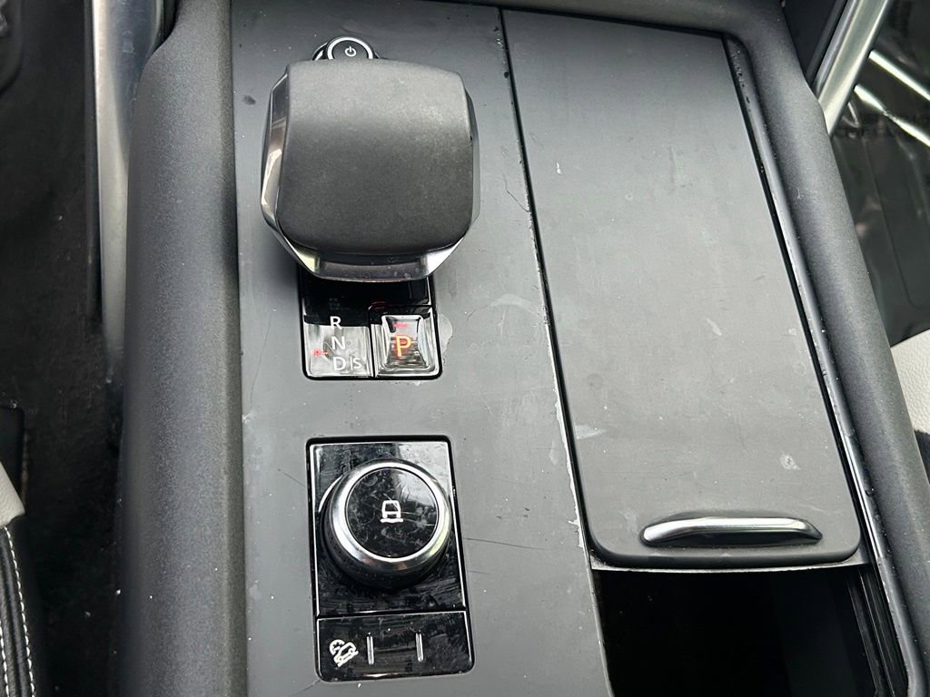 Used 2021 Land Rover Discovery S R-Dynamic image 54