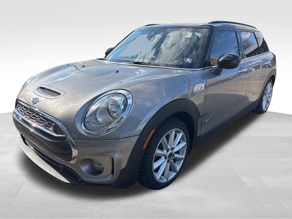 Used 2019 MINI Cooper Clubman S image 1