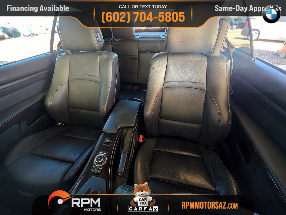 Used 2012 BMW 335i Convertible image 11