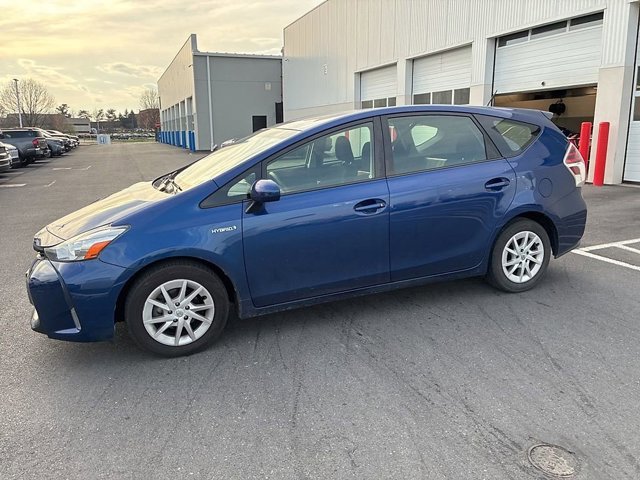Used 2016 Toyota Prius V Three image 15