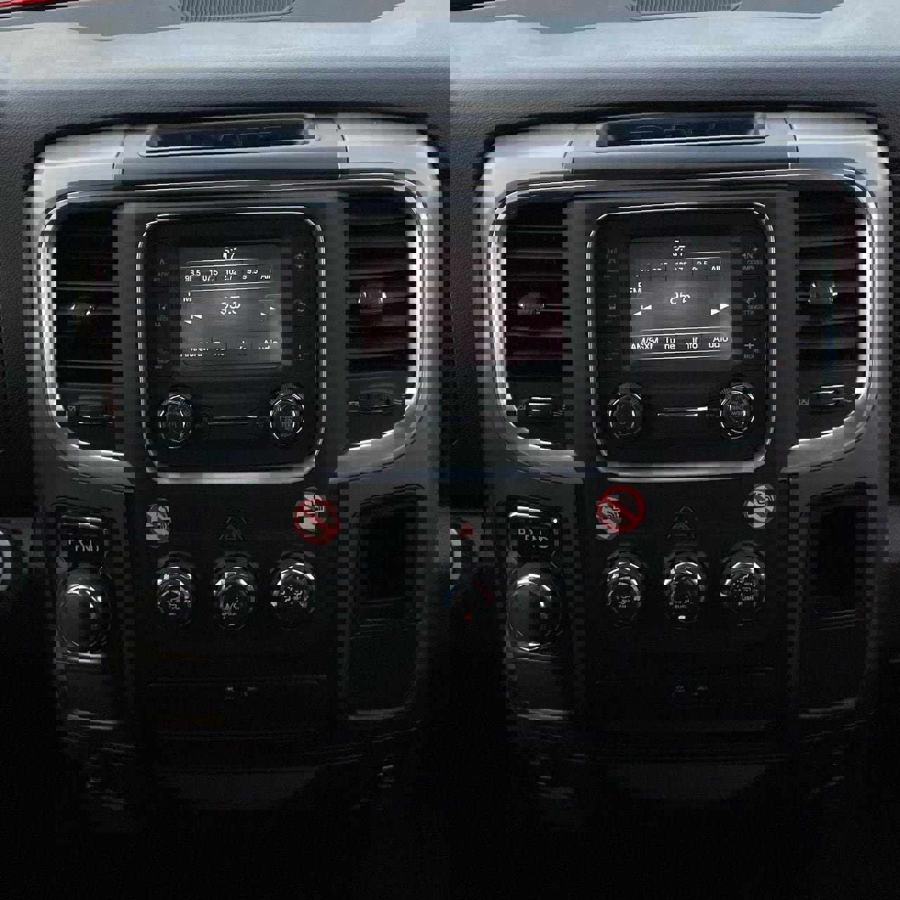 Used 2024 RAM 1500 Classic SLT image 17