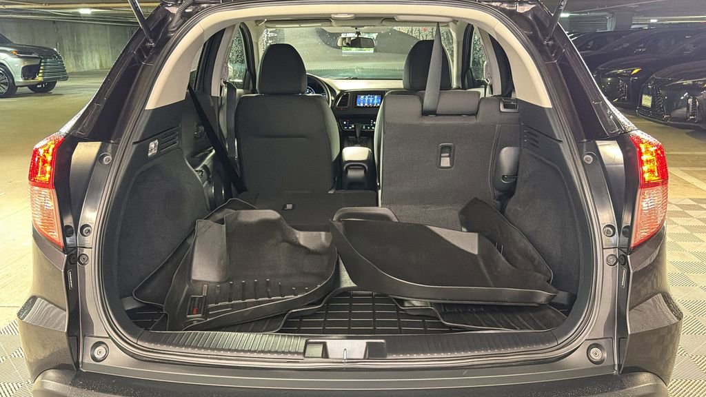 Used 2018 Honda HR-V EX image 14