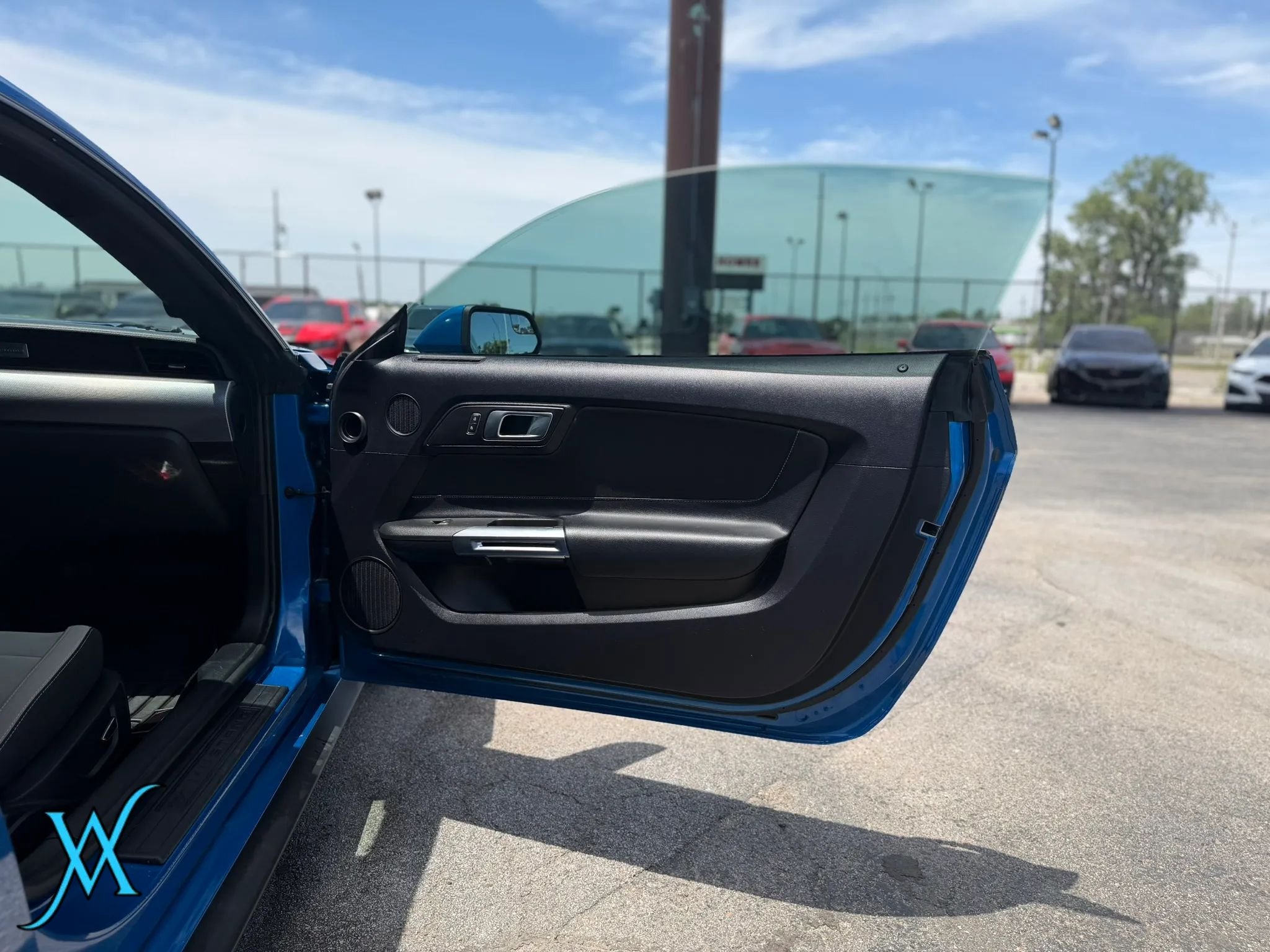 Used 2019 Ford Mustang Coupe w/ Equipment Group 101A RWD image 15