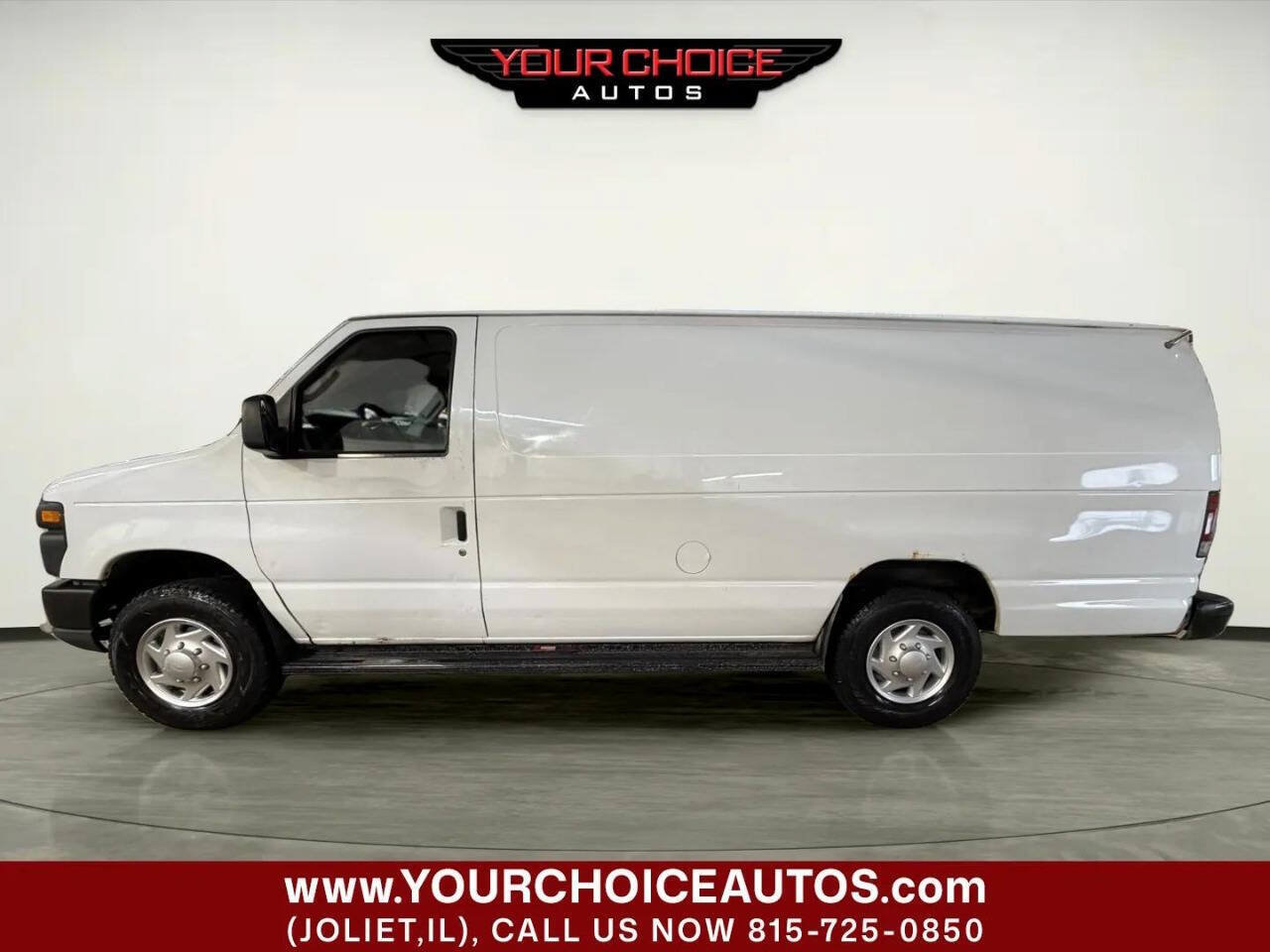 Used 2010 Ford E-350 and Econoline 350 Extended Super Duty RWD image 2