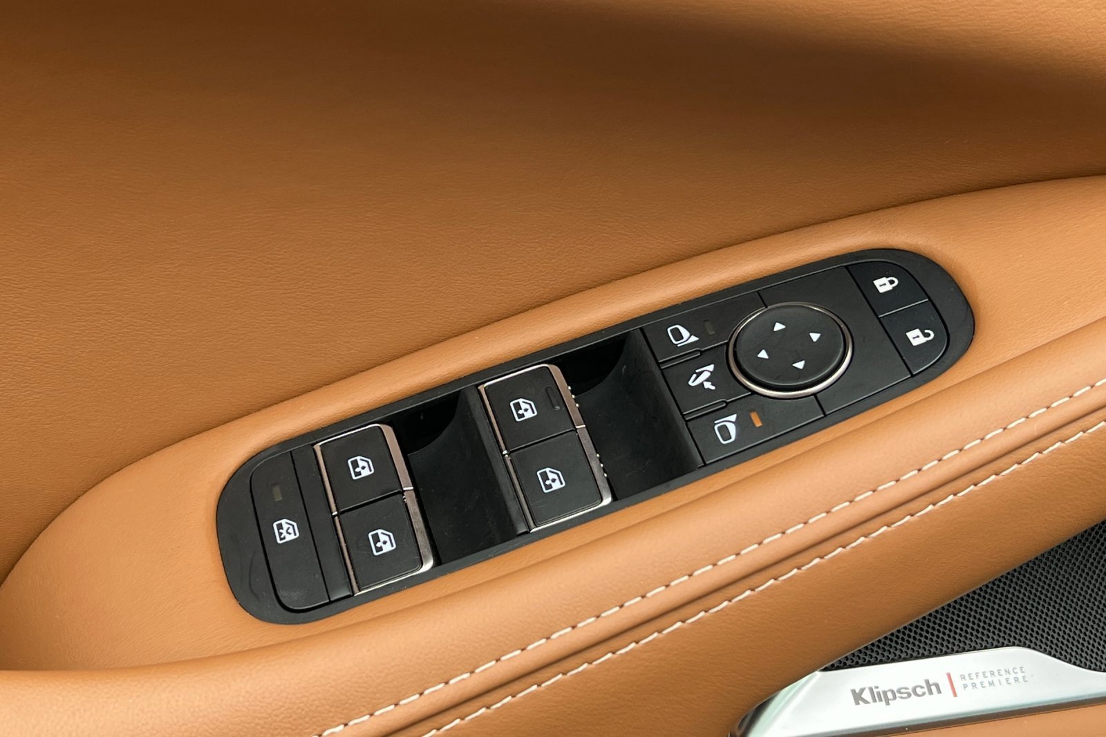 New 2026 INFINITI QX60 Autograph w/ Dark Cargo Package image 11