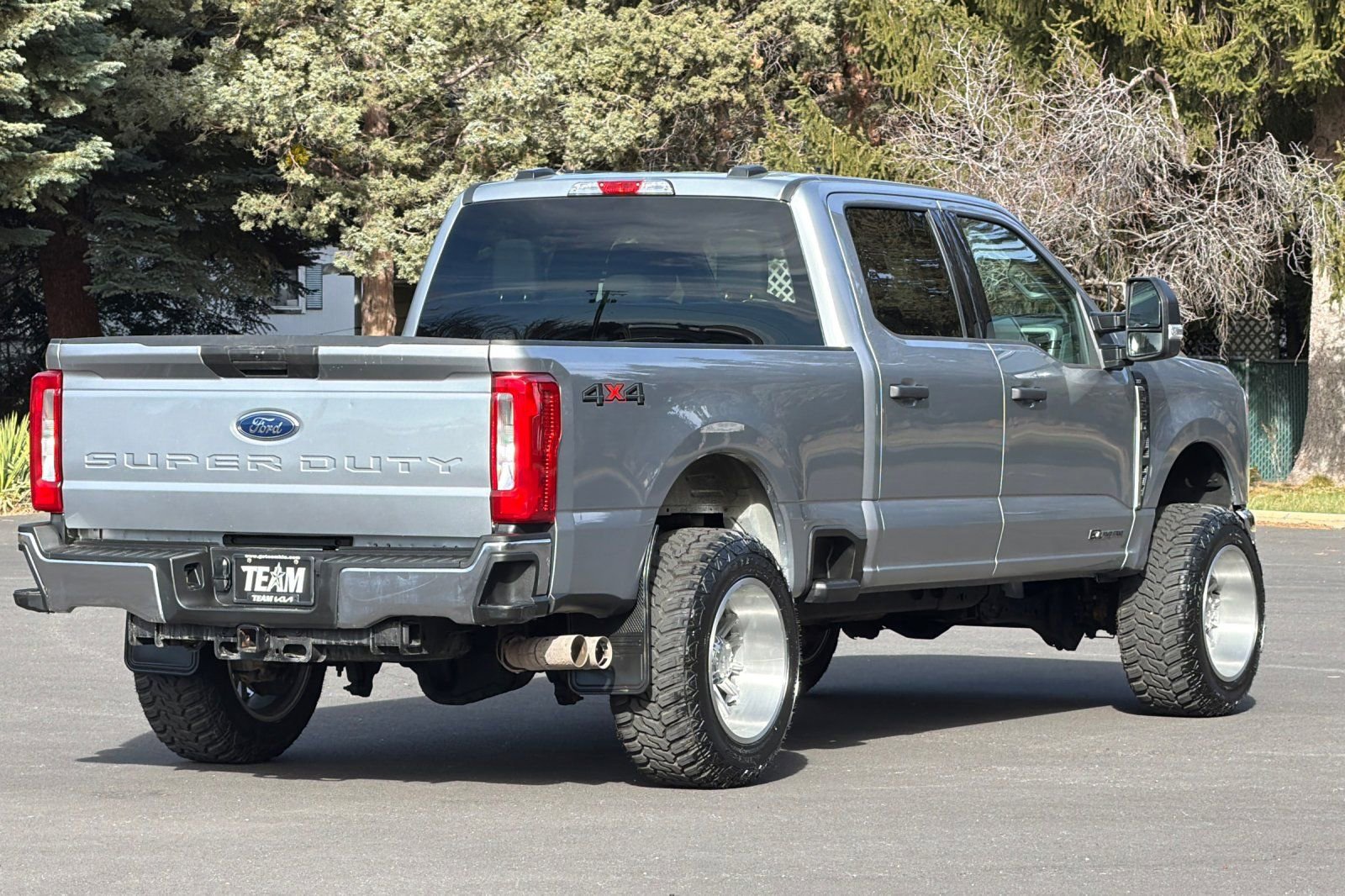 Used 2024 Ford F350 XLT image 4