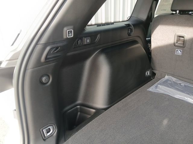 New 2026 Jeep Grand Cherokee Limited w/ Limited Altitude Package image 11
