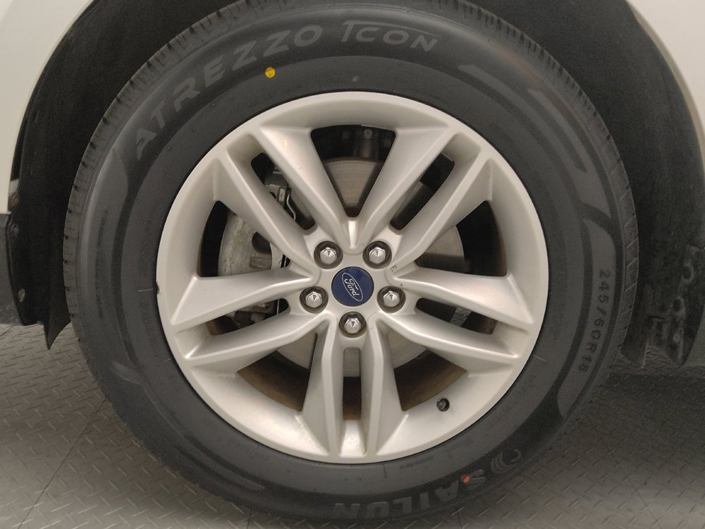 Used 2017 Ford Edge SEL w/ Equipment Group 201A image 31