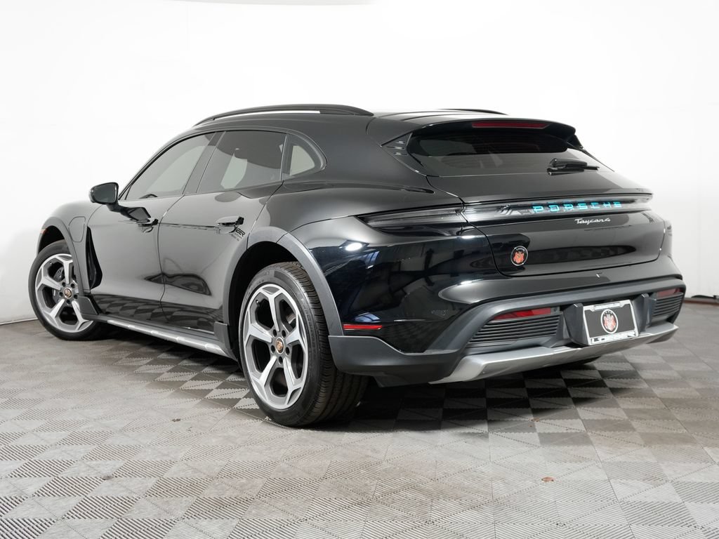 Certified 2024 Porsche Taycan 4 Cross Turismo AWD/4WD image 3