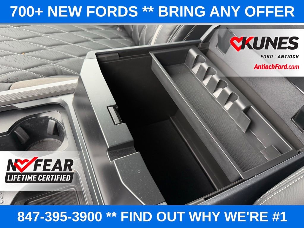 New 2026 Ford F250 Lariat w/ Black Appearance Package image 57