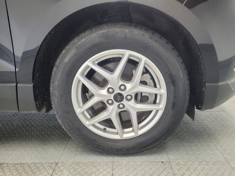 Used 2023 Ford Edge SEL image 31