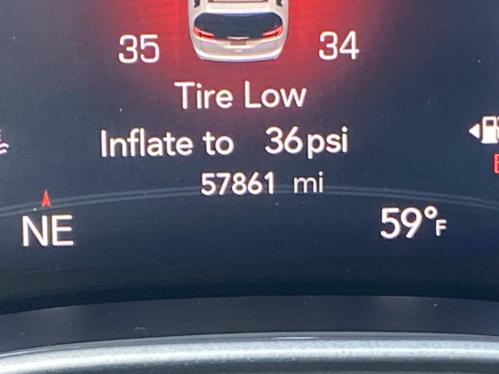 Certified 2025 Chrysler Pacifica Select FWD image 43