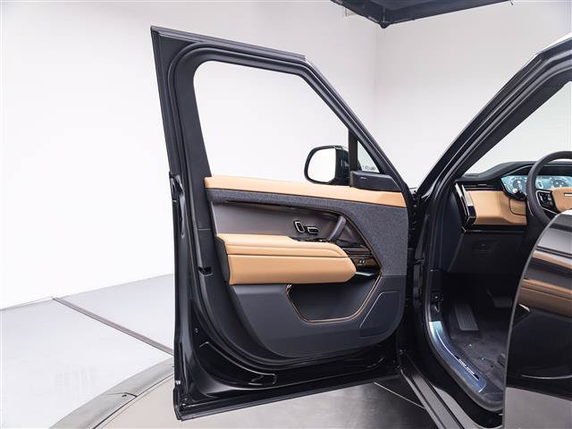 New 2027 Land Rover Range Rover Sport SE AWD/4WD image 24