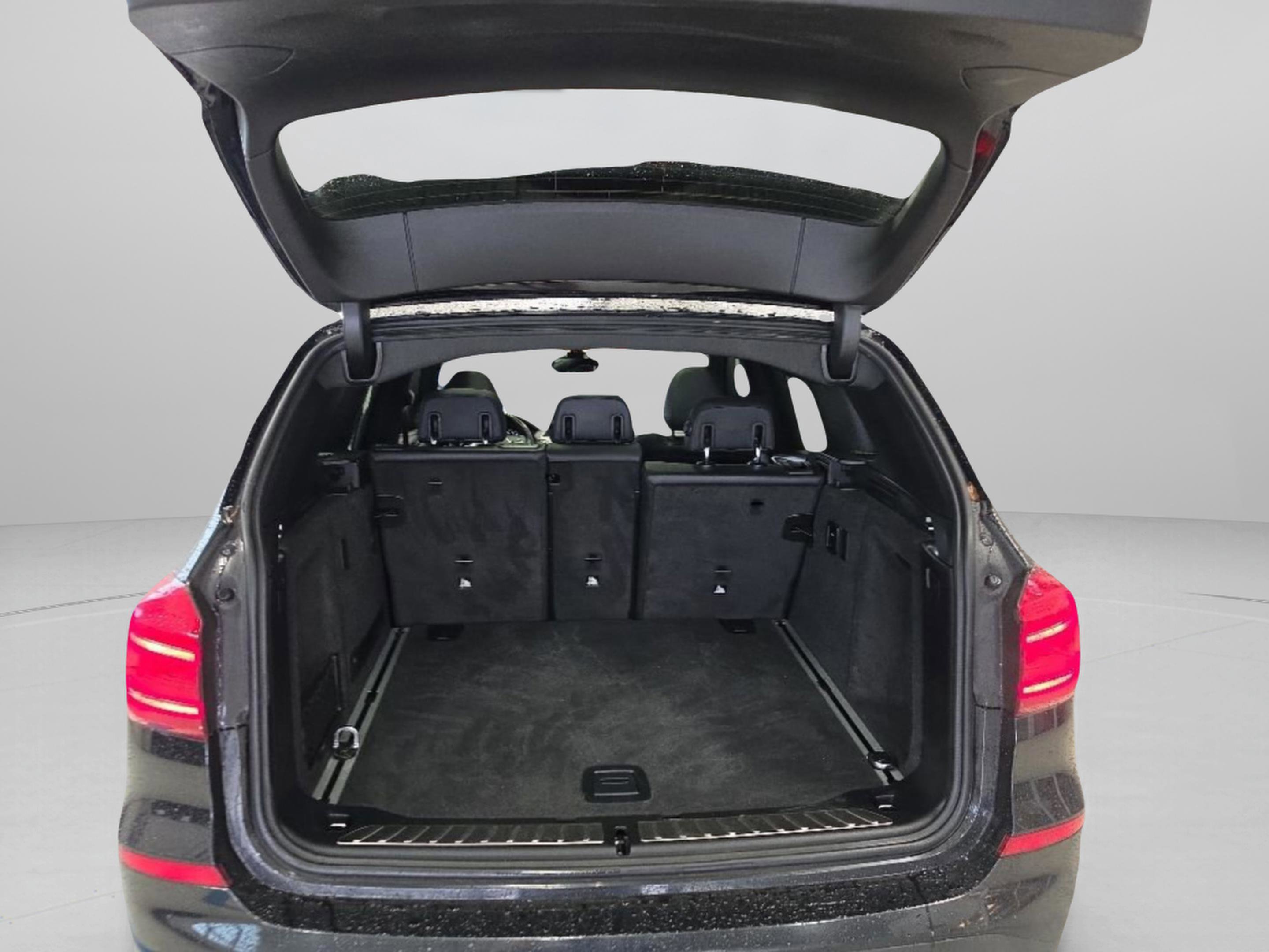 Used 2018 BMW X3 xDrive30i AWD/4WD image 12